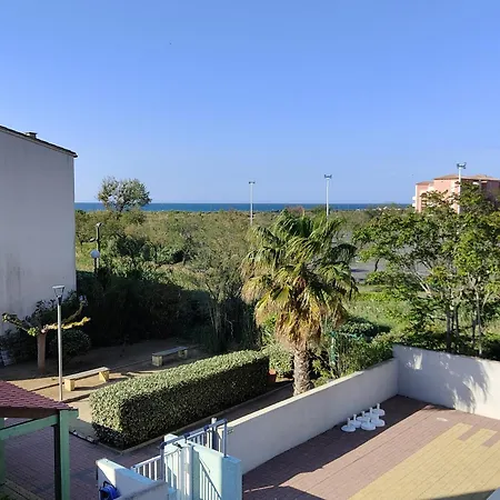 Climatise - Parking - Piscine - Pres De La - Fr-1-801-6 *