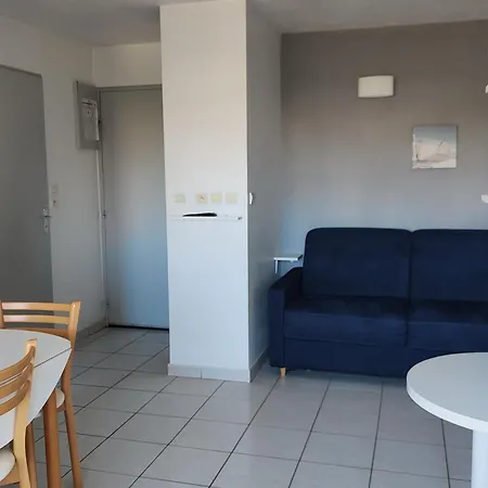 Climatise - Parking - Piscine - Pres De La - Fr-1-801-6 Daire Agde