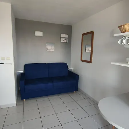 Climatise - Parking - Piscine - Pres De La - Fr-1-801-6 Daire *