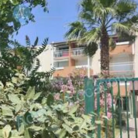 Climatise - Parking - Piscine - Pres De La - Fr-1-801-6 Daire Agde
